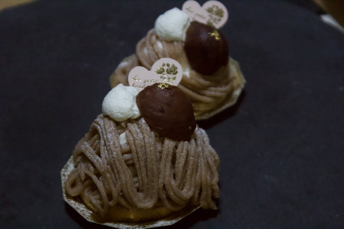 sweets__pon's tweet photo. 1年振り( ´･ω･` )
バレンタインなのに、モンブランとディアマン。
チョコ使ってない。笑笑

#お菓子作り #お菓子作り好きな人と繋がりたい #バレンタイン #Valentine https://t.co/rj5PO51zv9