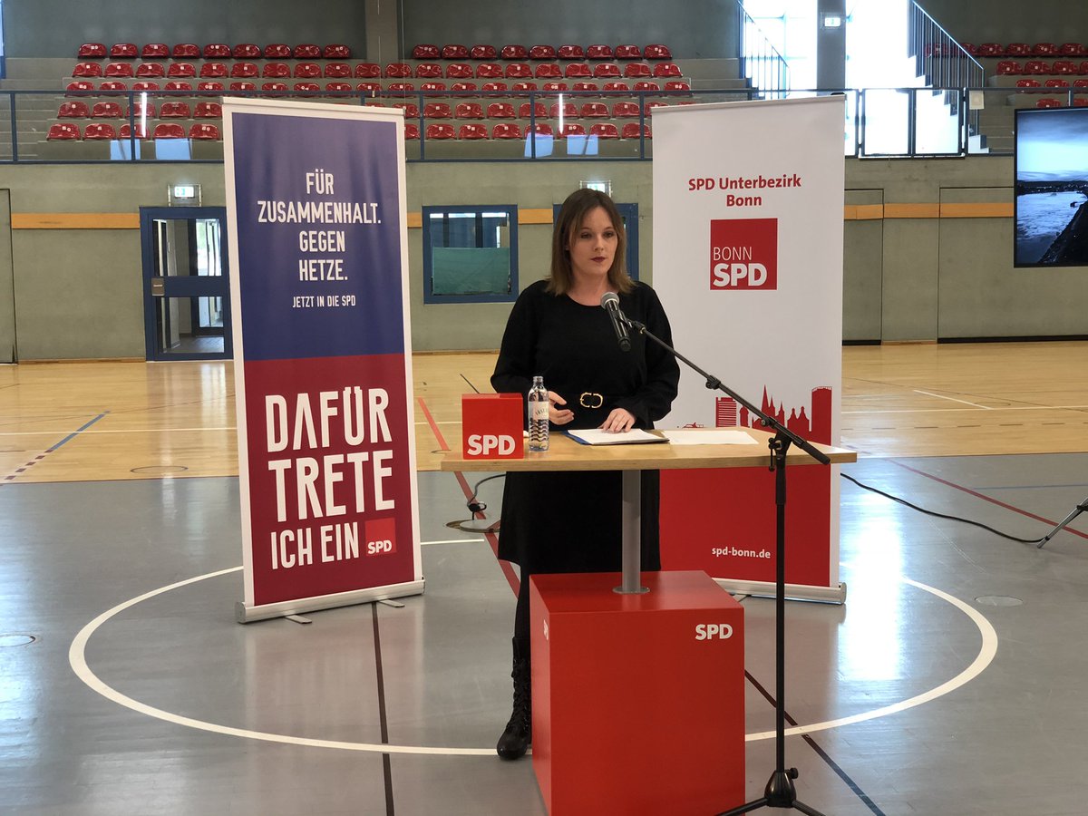 SPD Bonn (@spdbonn) on Twitter photo Die zweite Bewerberin ist <a href="/jessi_rosenthal/">Jessica Rosenthal</a>, die sich nun ebenfalls den Mitgliedern vor Ort und am Bildschirm vorstellt. Die zweite Bewerberin ist <a href="/jessi_rosenthal/">Jessica Rosenthal</a>, die sich nun ebenfalls den Mitgliedern vor Ort und am Bildschirm vorstellt.