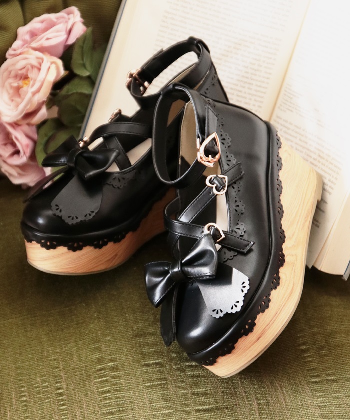 axes femme kawaii スカラップ木底風シューズ　新品未使用　ワイン axes femme - axes femme kawaii スカラップ木底風シューズ 新品