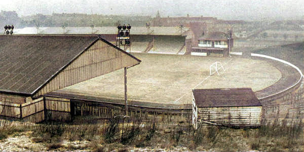 A thread on old grounds of Scottish football. 1)Name: Cathkin ParkLocation: Florida Ave, Glasgow Opened: 1884Closed: 1967Clubs: Queen's Park 1884-1903 & Third Lanark 1903-1967Peak Capacity: 50,000Record Att: 51,518 (1954)Full Internationals : 6 Scot Cup Finals: 11