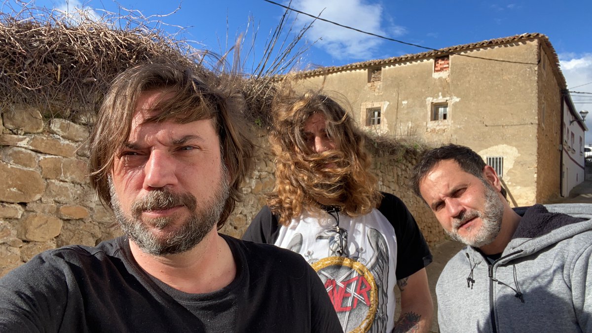 Bufandas de pelo, tocados de pinchos y barbas llenas de harina!