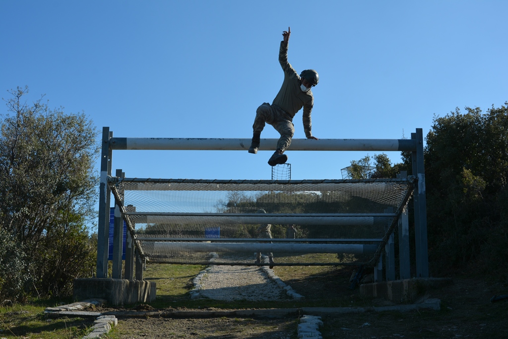 Isparta/Eğirdir Dağ Komando Okulu ve Eğitim Merkezi Komutanlığımızda “Komando Tazeleme Eğitimleri” icra edildi.
#MSB #TSK