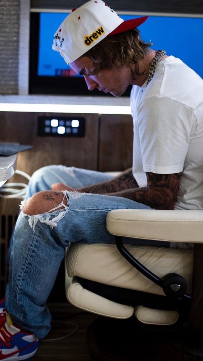 ArchivesJB's tweet image. 