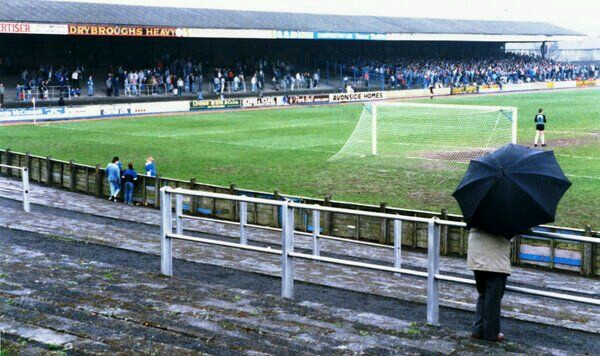 3)Name: Muirton ParkLocation: PerthOpened: 1924Closed: 1989Clubs: St Johnstone 1924 - 1989Peak Capacity: 30,000Record Attendance: 29,973 (1951)European Matches: 3Domestic Semi Finals: 1