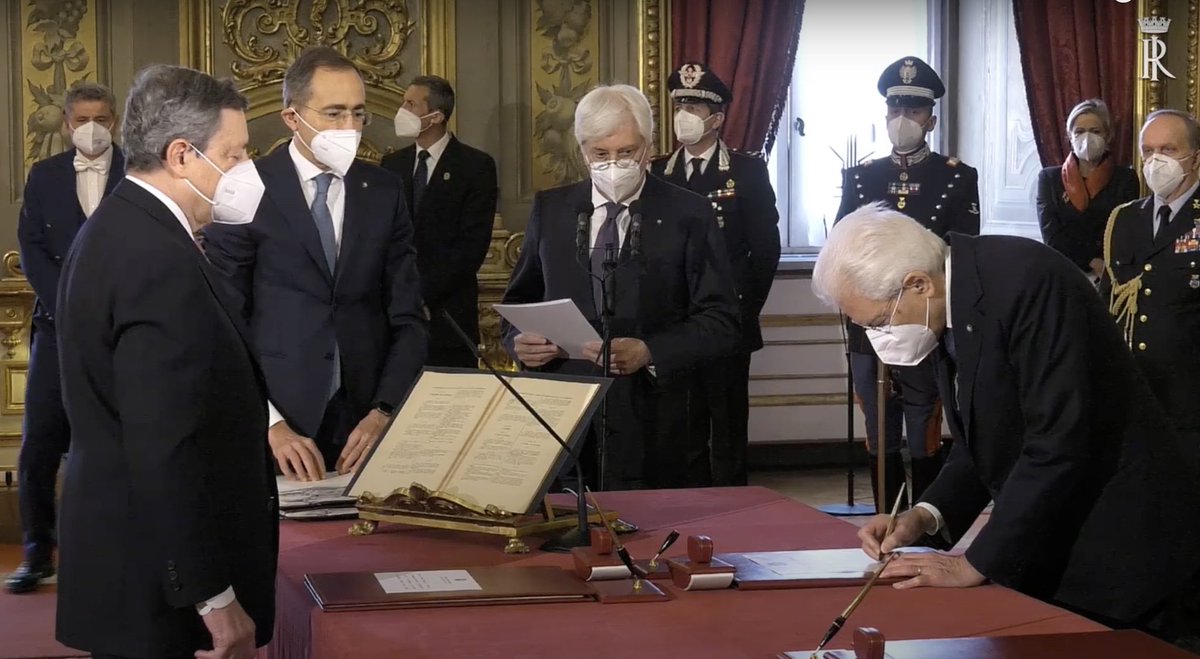 Matteo Renzi tweet media