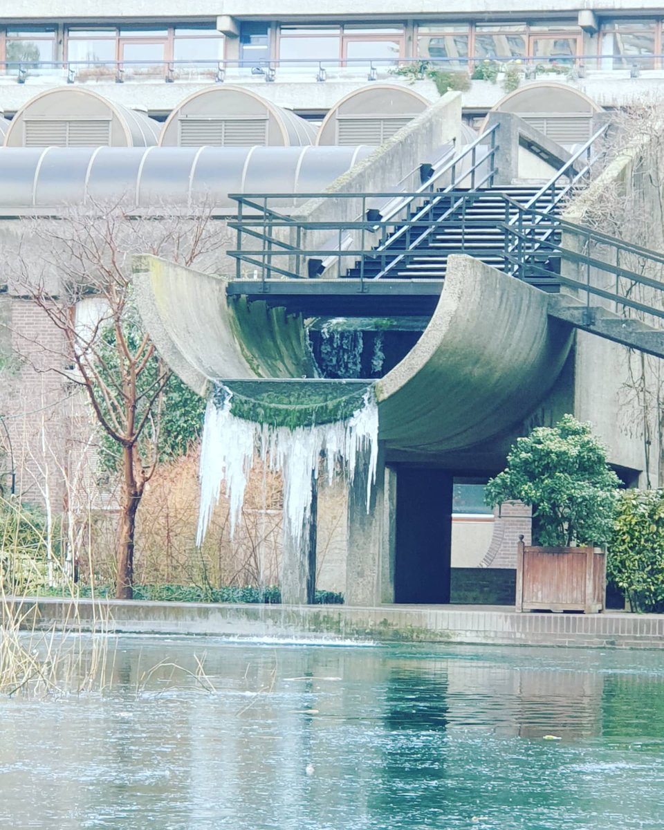 maxinekwokvln's tweet image. It is officially cold. #barbican @BarbicanCentre @BarbicanL @hellobarbican @BarbicanWLG @BarbicanLife
