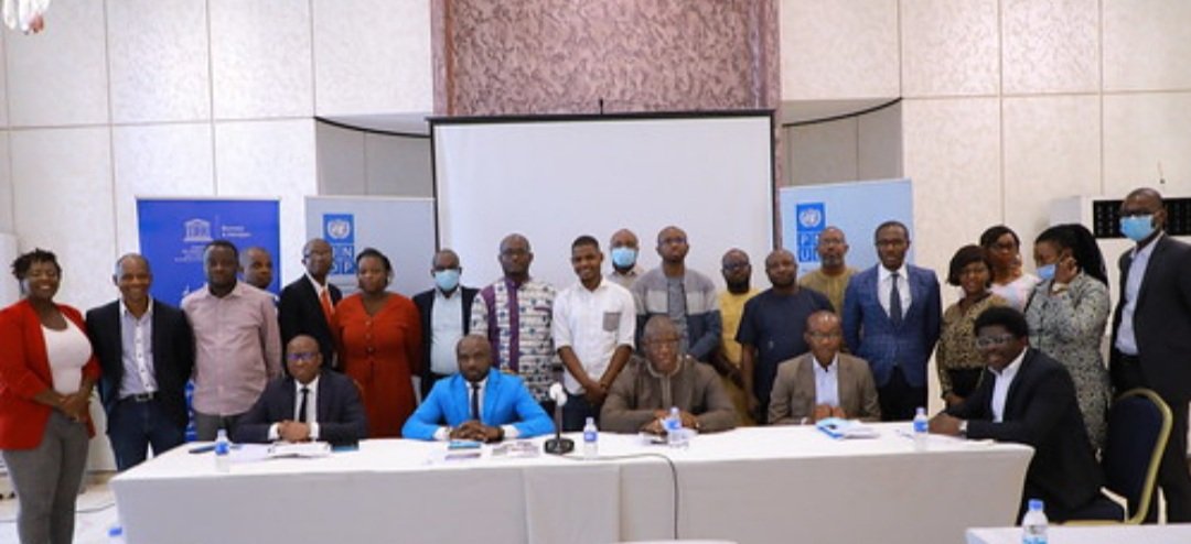 JonasMfouatie's tweet image. In support to peaceful upcoming legislative elections in CIV, I represented UNDP at a workshop on hate speech and  security benefiting media professionals organized in collaboration with #ReportersWithoutBorders, the national  media authority/ Ministry of Communication and IEC