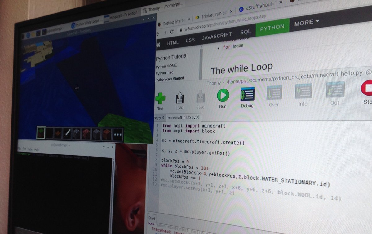 graeme_day's tweet image. Slow Saturday morning, so starting half term kids code academy early. #Minecraftpi #python
