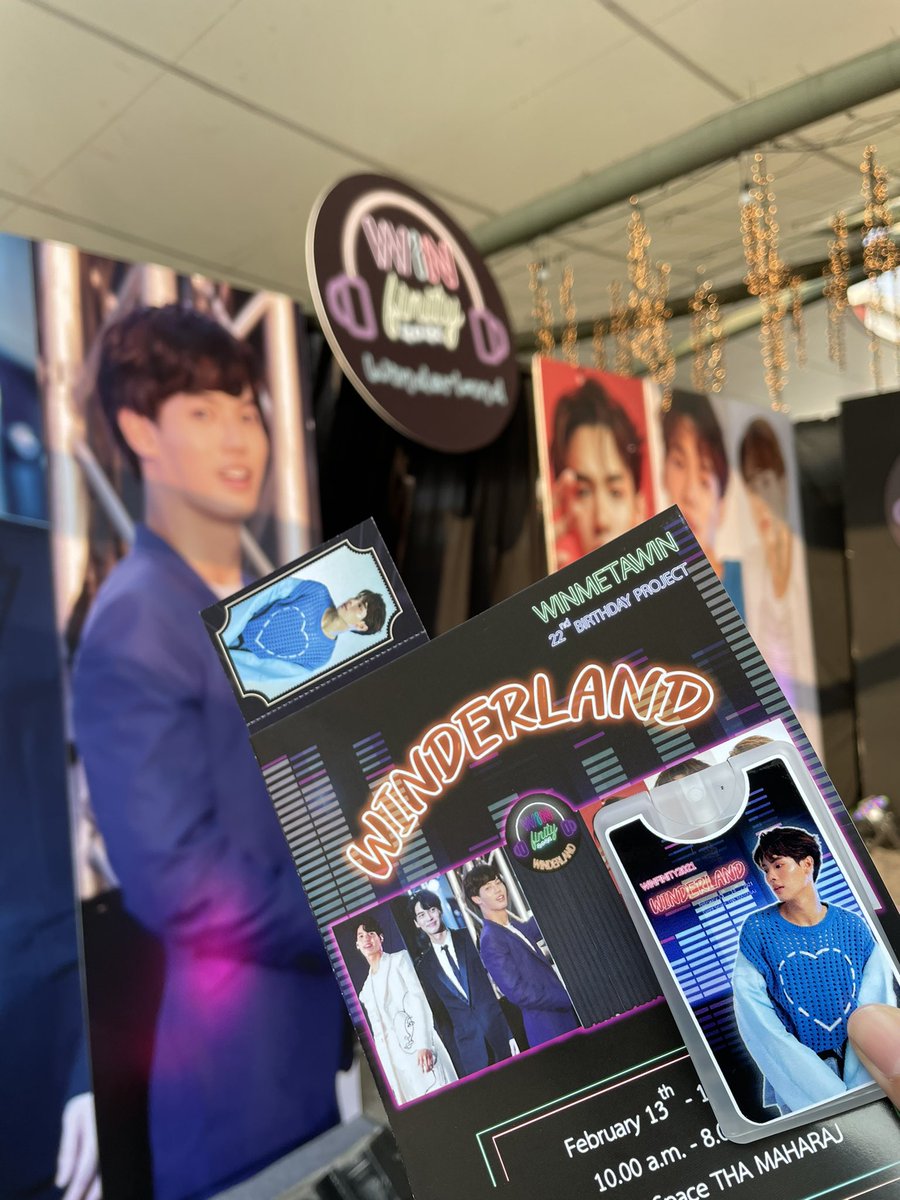 RLovebrightwin's tweet photo. 😭 วันนี้ไม่คิดไม่ฝันเลยจะได้มาเจอต้องวินในงาน Winderland น้องน่ารักมากกก แฟนคลับมารอน้องเต็มเลย น้ำตาแห่งความดีใจ คนรักน้องมากมาย ของให้น้องเป็นวินที่น่ารักแบบนี้ จะคอย Support น้องวินไปตลอดเลยนะค่า 💚
#winmetawin 
#WONDERLAND
#WINfinity2021 https://t.co/s4oHsooy92