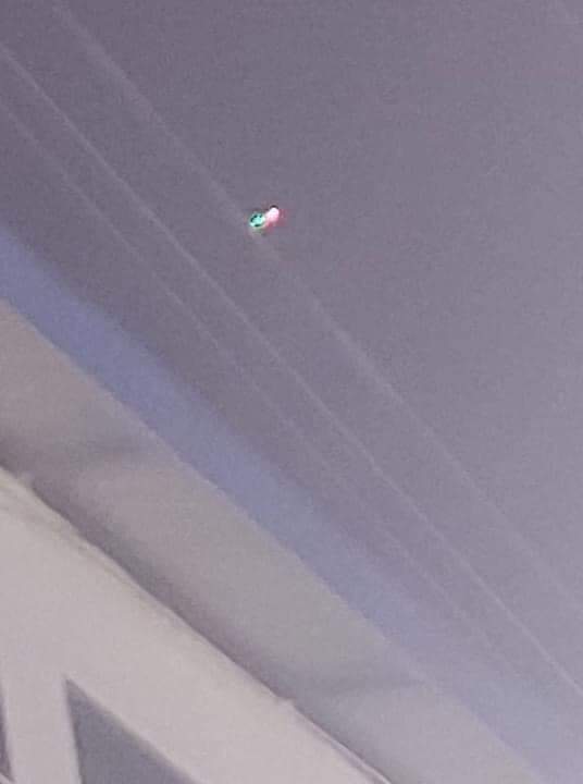 MayMyintMyat14's tweet image. Drones flying over the cities!! I think they will make fake news about civilians making violence at nights. It is,in fact,for defense against criminals sent by military. Law fails. 
#Feb13Coup
#WhatsHappeningInMyanmar