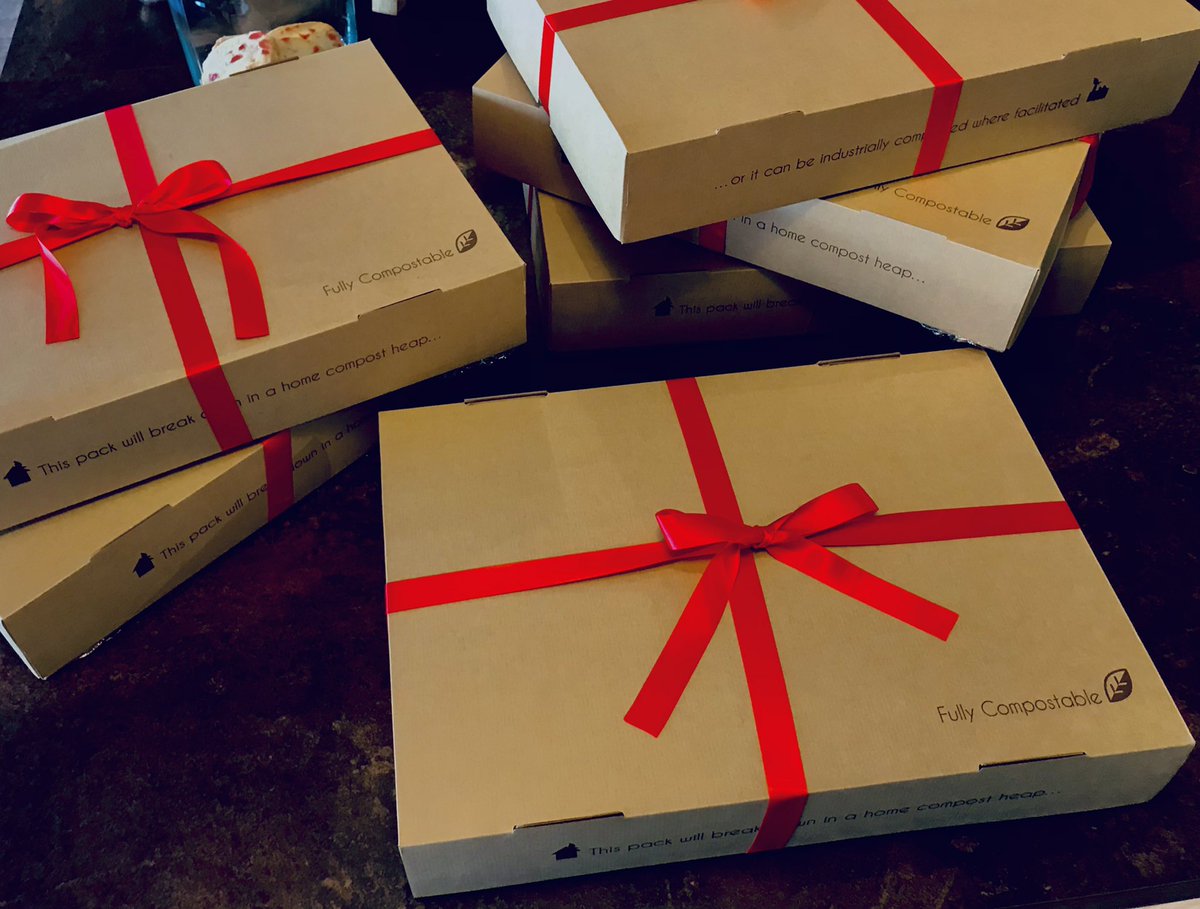 Lodgecoffeeshop's tweet photo. Our Valentine’s Day brunch boxes all packed and ready to go #valentinesday2021 #love #sharingiscaring #brunch https://t.co/gHwtXHZgrX