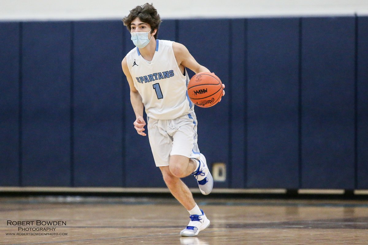 rbowdenphoto's tweet photo. @shsspartanbball Stevenson won  85-48 against Churchill on Friday night. Game photos at https://t.co/GAUk6aepNM https://t.co/gRaRpOvjf6