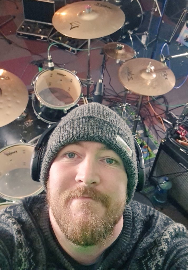 BenBlademan's tweet photo. Freezing cold in the studio but tracking drums should keep me warm #daddario #Evans #iliketoplay #drummer #premier Cabria APK #mapex Exterminator snare #DW 5000 pedals https://t.co/q2Ur4dAnE4