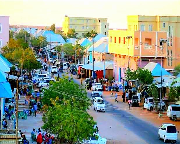 9. Galgaduud region.Galgaduud region is bordered by DDS, and Mudug, Hiraan, Middle Shabelle regions and Indian Ocean. The capital city of the region is Dusamareb AKA Samareeb. Major towns in the region are Dusamareb, Abud-waq and Adado.
