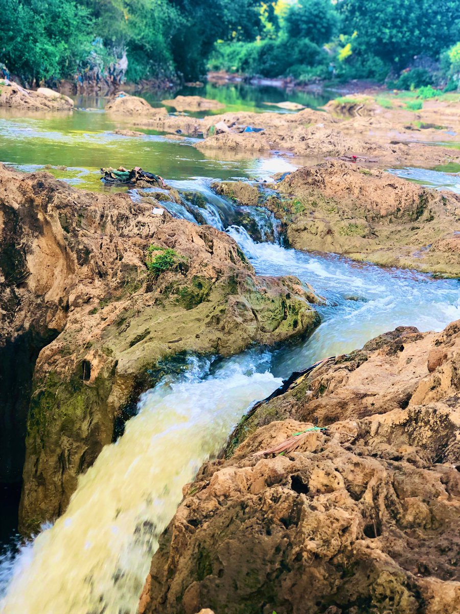 15. Bay region.Bay region is bordered by the Bakool, Hiran, Lower Shebelle, Middle Juba and Gedo regions. Baidoa is is the capital city of the region and the most important city of Bay region, Baidoa has such a beautiful waterfalls and green gardens which attract the tourists.