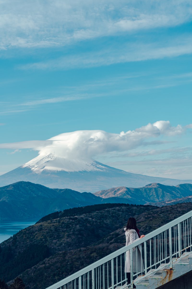 横田 裕市 写真家 芦ノ湖と富士山を見渡すことができる大観山展望台 天気が良いと訪れたくなる 小田急電鉄さんからお声掛けいただき久しぶりに再訪 ここから撮影した写真がappleで起用されたという 私にとっては思い出深い最高のviewスポットです