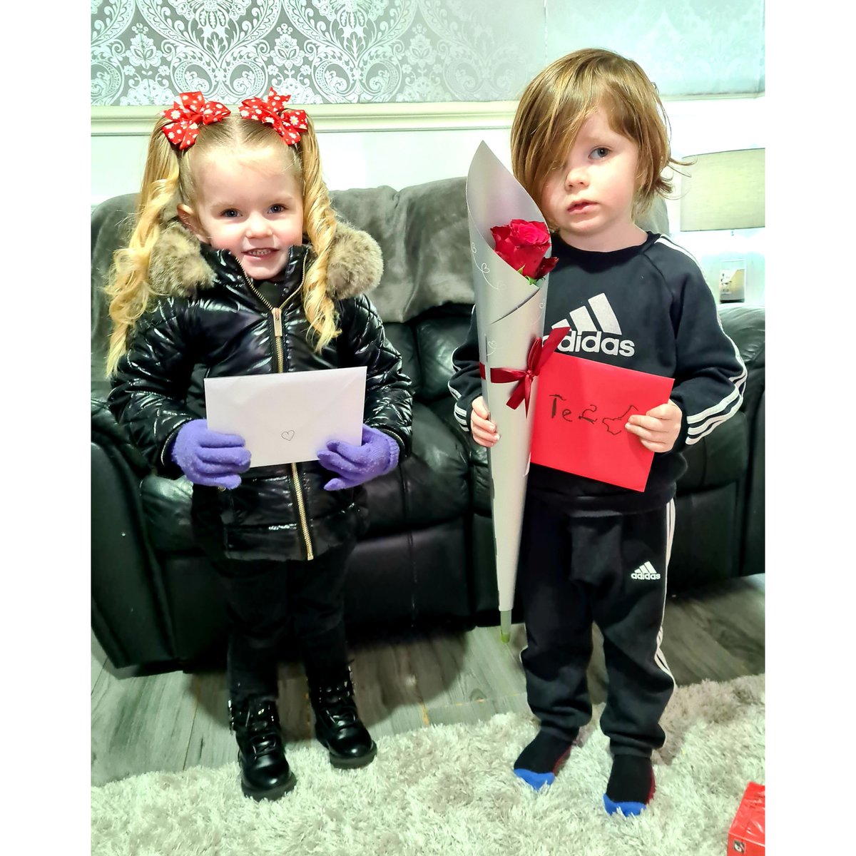 nickystopforth1's tweet image. Love is in the air @RimroseHope ❤