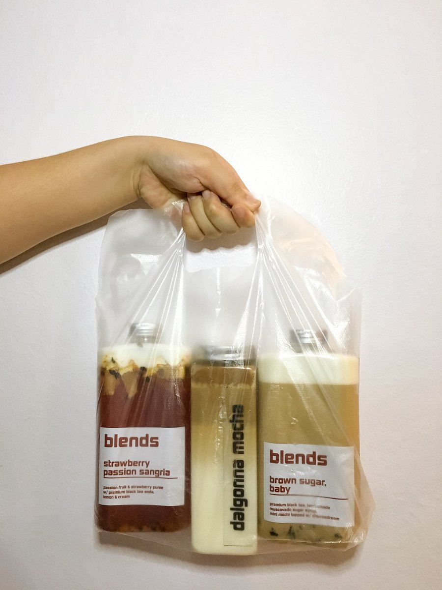 kitcherrystudio's tweet photo. Coffee and Milktea To-Go?

WE ARE NOW ACCEPTING ORDERS 📝💯

Try it out now 🥰☕️🍵 https://t.co/omz2P2gSO8
