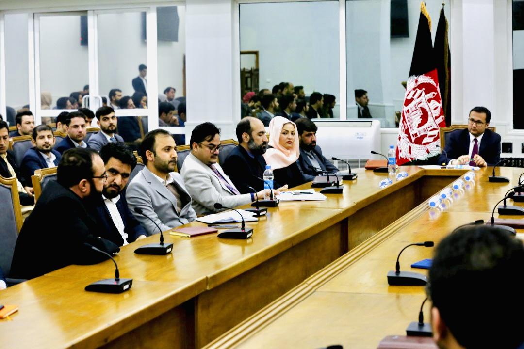 I began my role as DM for Policy of Ministry of Finance. In a meeting, I presented d views of MoF & Policy Dept. leadership,discussed Intl. community's support, Afg's obligations towards it, Afg's self-reliance vision, #Afghanistan2020 Conf, ANPDF II & other priorities of d Govt.