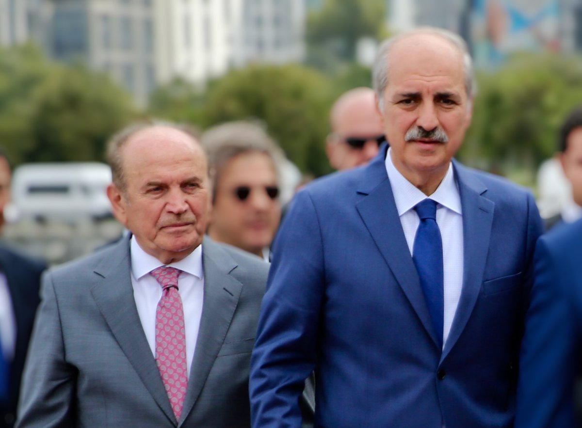 İstanbul Büyükşehir Belediyesi Başkanlarımızdan İstanbul Beyefendisi, kıymetli Ağabeyimiz Kadir Topbaş'a Allah'tan rahmet, kederli ailesine, yakınlarına ve sevenlerine başsağlığı dilerim.
Mekânı cennet, makamı âli olsun.