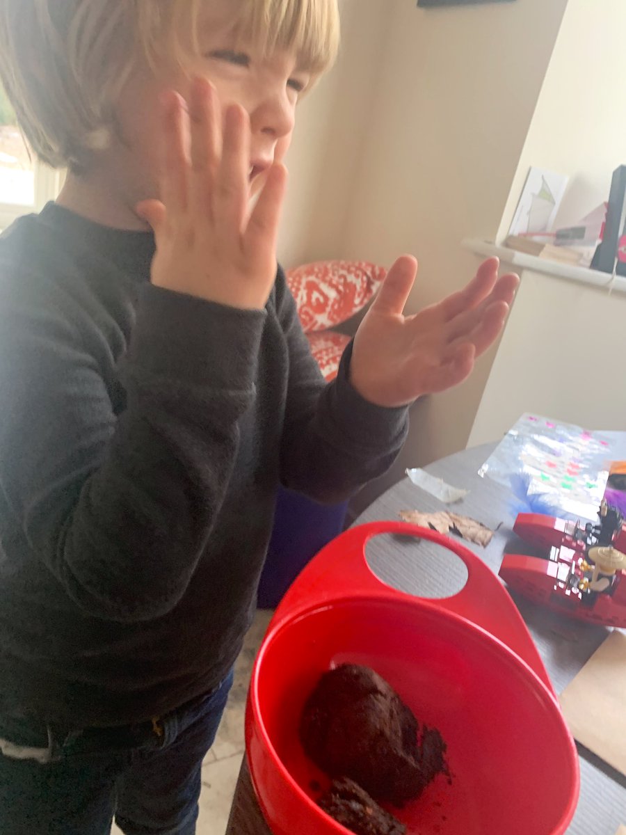 AnitaGhidotti's tweet image. Breaking my twitter break to share the #Sowandgrow family event @LancsLearning - so far we have made a wind chime &amp;amp; a wild flower bomb... and a mess! Fab! 😊🌈