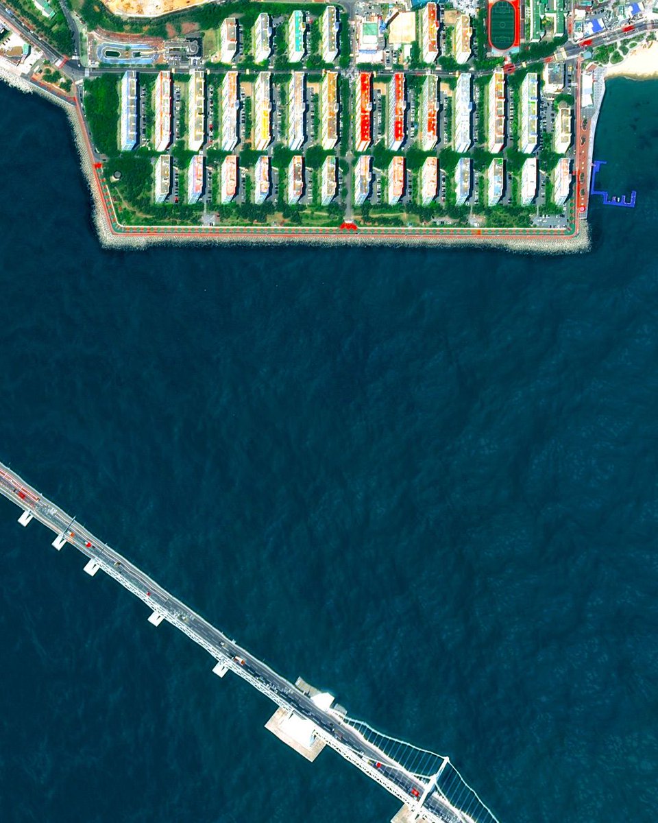 Location | Namcheon, Busan, South Korea

Here an apartment complex located in Busan built in 1979. There are a total of 33 buildings within the complex all with a total of 12 floors. In total there are 3,060 units and 3,240 parking spaces. 
#busan #urbanplanning #apartment