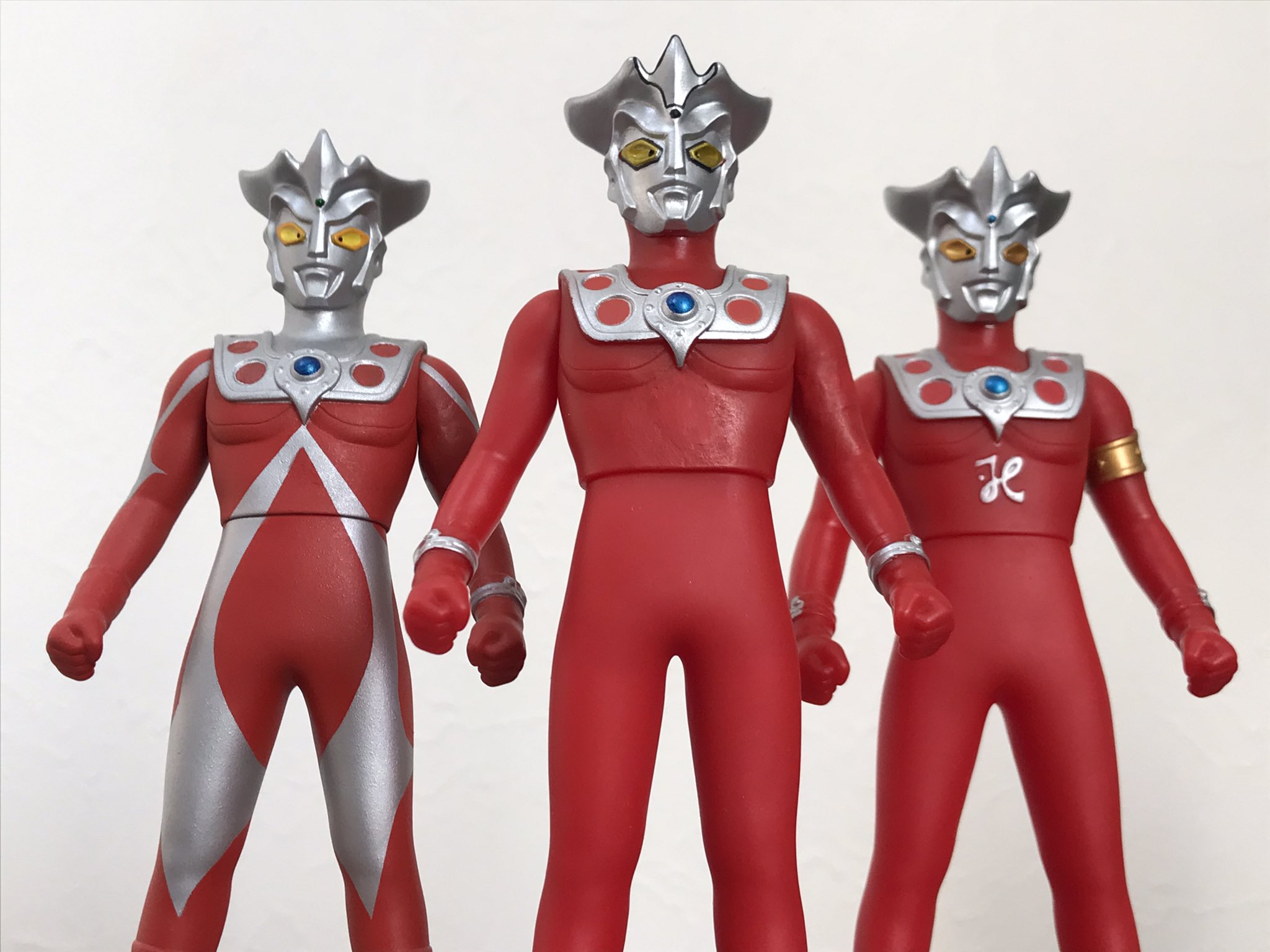 ウルトラマン KRS×NIRASAWA 偽ウルトラマン | ACRO