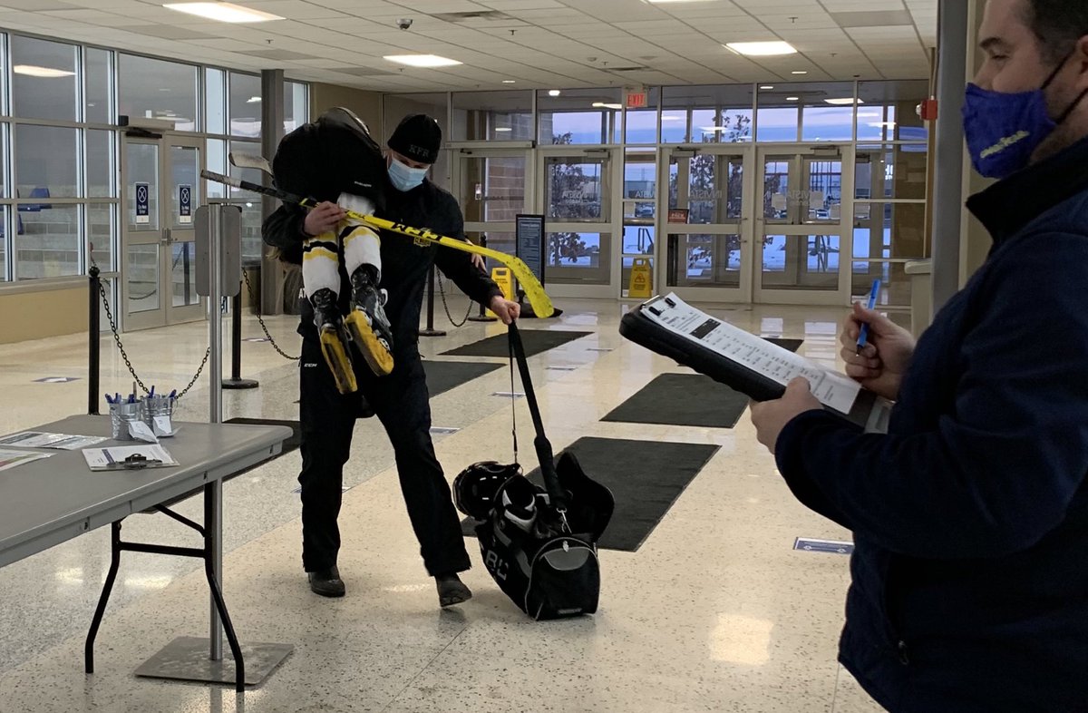 k_icewolves's tweet image. Our first team hit the ice last night! Little fire &amp;amp; rescue technique to meet the 10 minutes in 10 minutes out protocol 👌@KtownFire can we get some training on this??