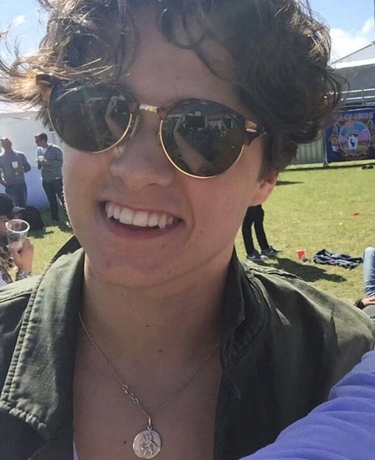 bradley simpson and calum hood as each other;— a thread