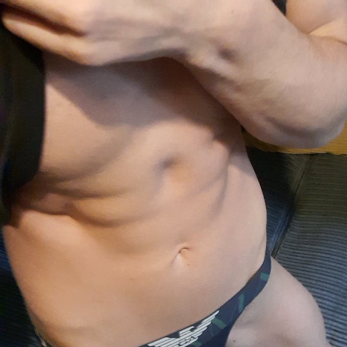 1 pic. @OnlyFansGains https://t.co/V04L62UoAF
ONLY $3 A MONTH!!! Fully uncensored content posted daily