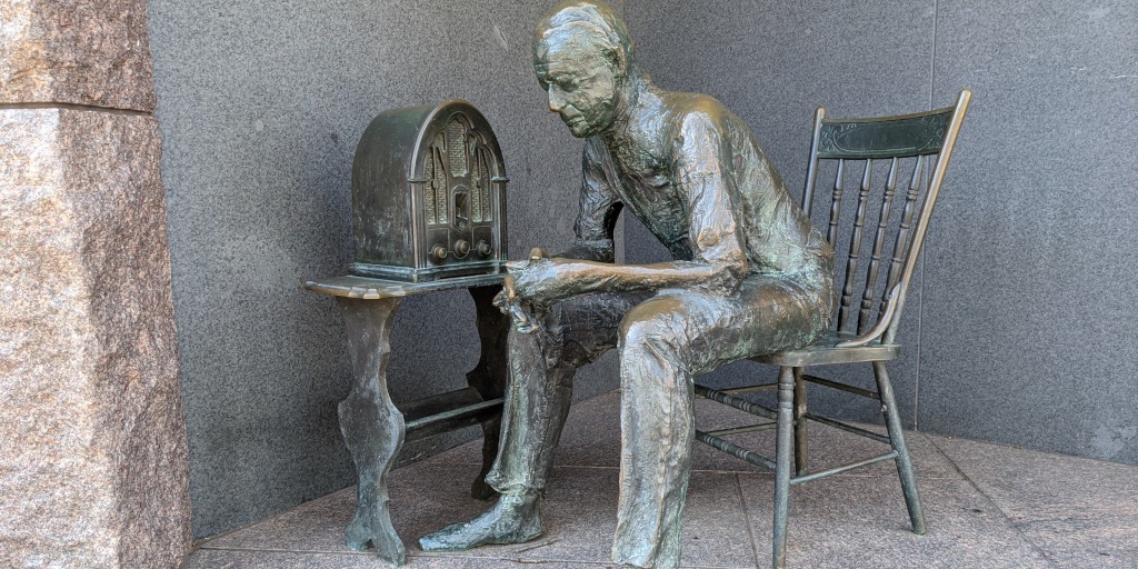 FDR used the radio to talk directly to the American people. His popular fireside chats kept people informed & included. A statue in the FDR Memorial reflects their impact on his success. Listen to a Fireside Chat at  https://go.usa.gov/xAhND   #WorldRadioDay