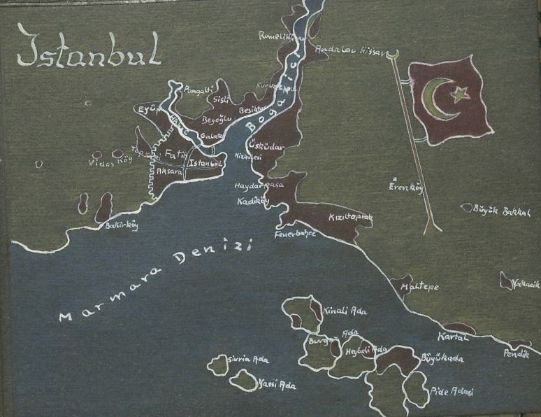 Yazının devamında Boğaziçi Arşivlerini <a href="/bounarchives/">Boğaziçi Arşivleri</a>  keşfettim. Arşivlerde Burgazada ile ilgili bir belge bulamasam da Marie Miller tarafından Hüseyin İnan'a gönderilen bir albüm içinde Adaları kapsayan bir İstanbul haritası ve Büyükada fotoğraflarına rastladım.