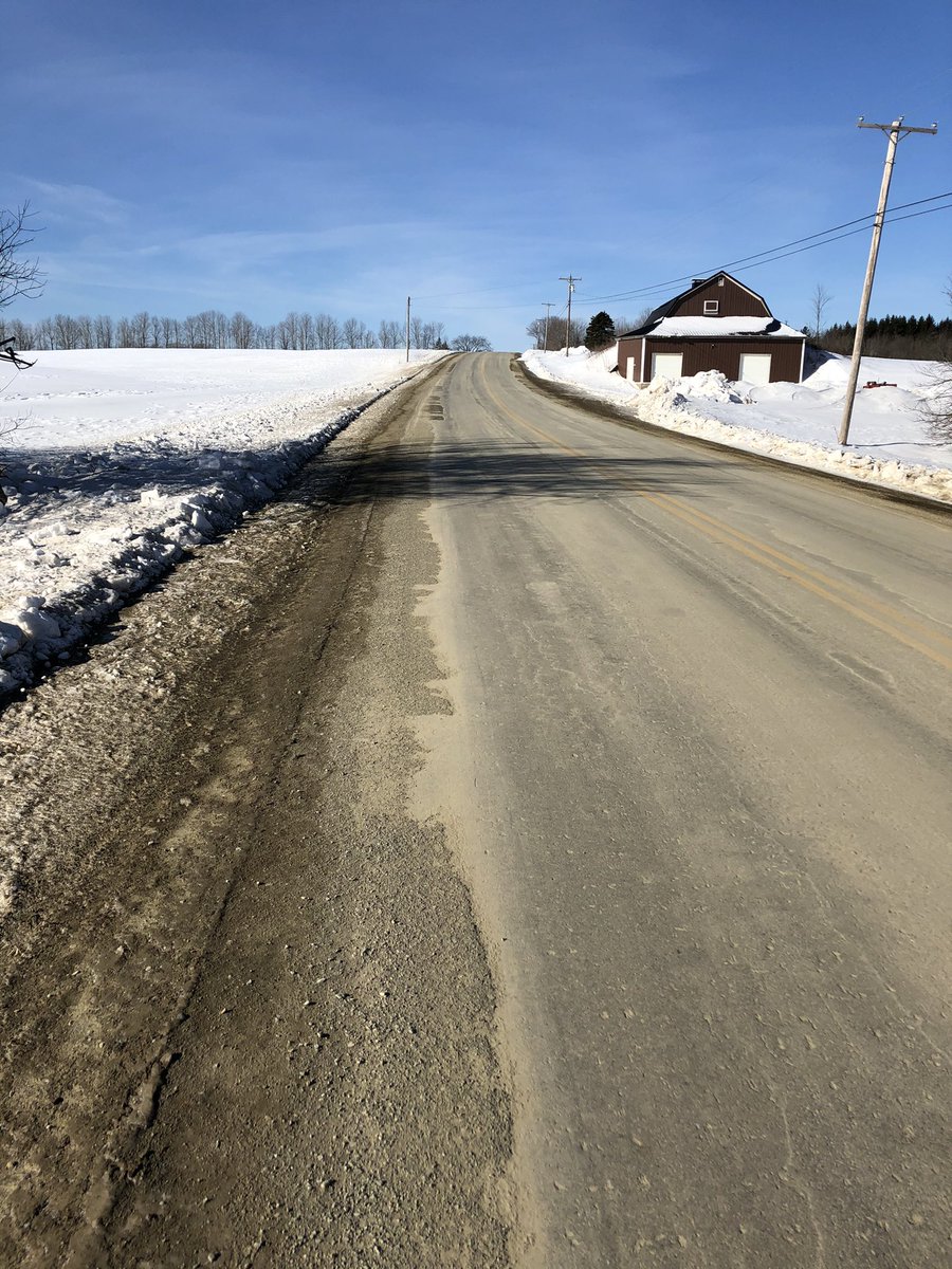 SederMatt's tweet photo. Eight below zero, 10 mph wind and time to RUN....get off the treadmill and get outside! #RunOn #NeverGiveUp #hardworkpaysoff https://t.co/C28XpsAOaW