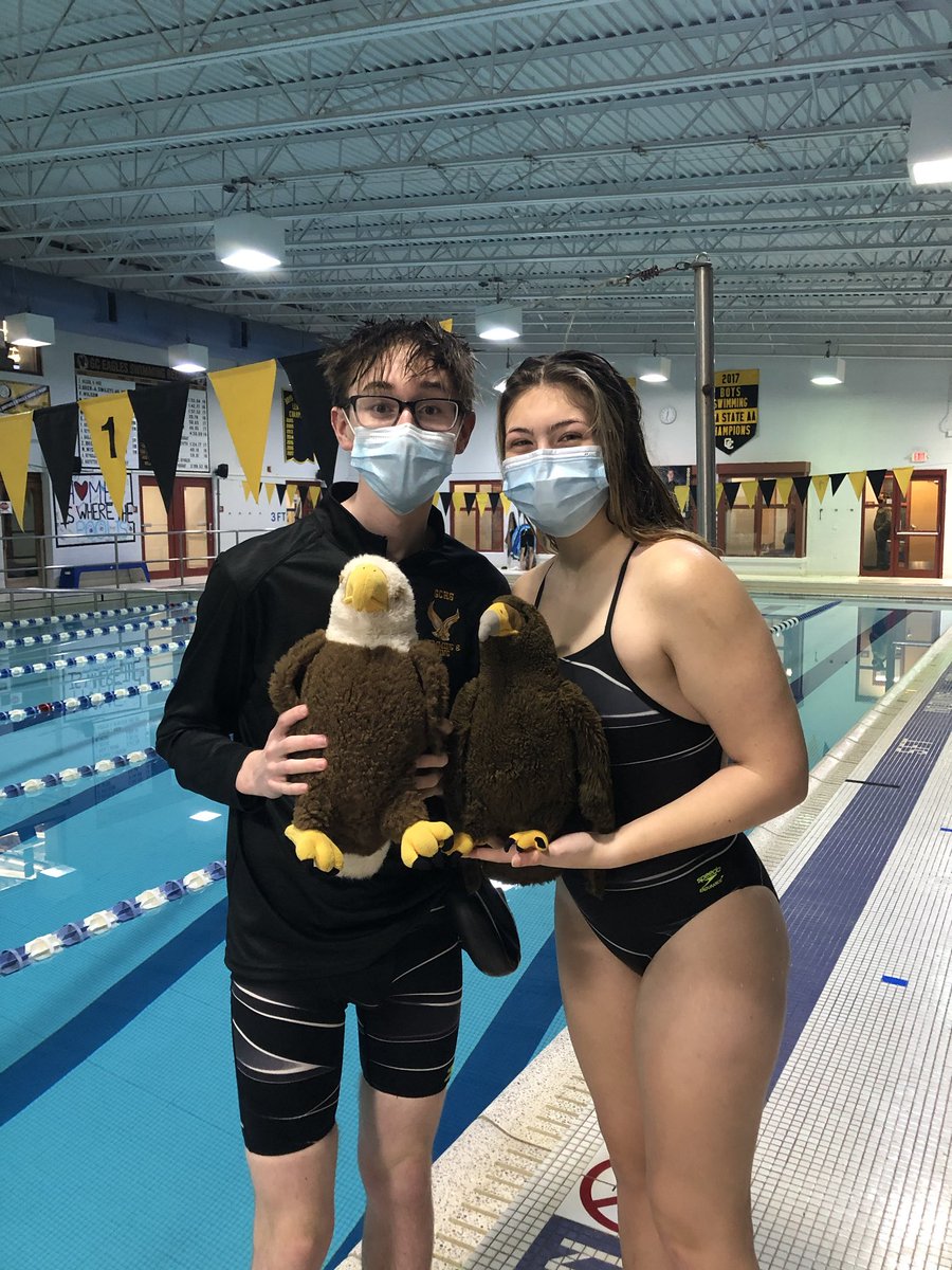 swimming_gchs's tweet image. Eagles sweep the Sharon Tigers. Lady Eagles remain undefeated and improve to 11-0-1. Guys improve to 6-5. Congratulations to Jess and Joey on their great swims and earning the Eagles. 🦅🏊‍♀️🏊‍♂️ #twotogo