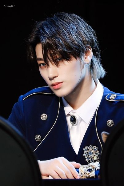 WARNINGThe following thread is extremely ILLEGALYou may receive a visit from the authorities after viewing this thread.You have been warned...