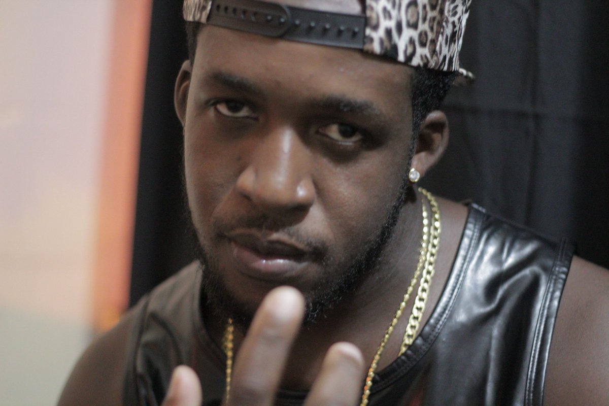 CallimusO's tweet image. Lady Check out this fuck song 
youtu.be/GEpzD-8HHVs