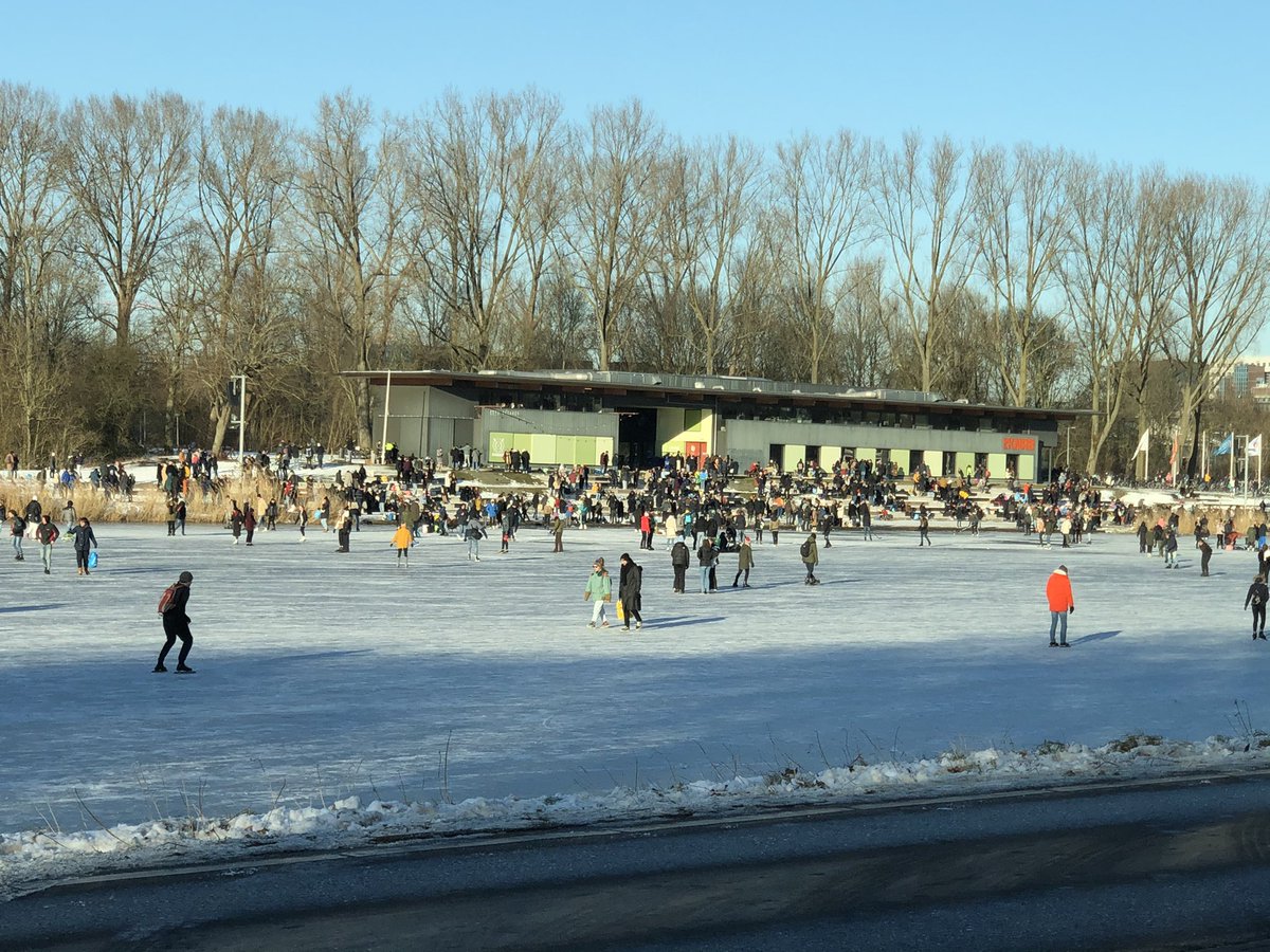 En we vragen ons allemaal af waarom de lockdown zo lang duurt... 🤷‍♂️🙈