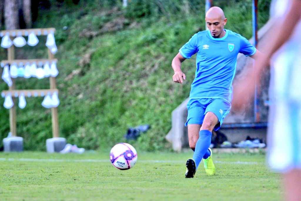 TribunaSportsGT's tweet image. #Clausura2021 | ¡CONTINÚA!

El quichelense EDUARDO BELTRÁN SOTO BARRIOS, seguirá vistiendo el azul profundo de nuestros Príncipes Azules para el Torneo Clausura 2021.

#VamosCobán