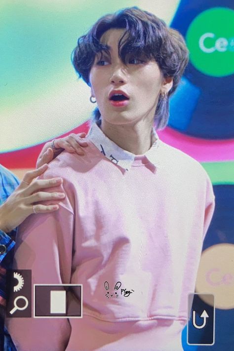 WARNINGThe following thread is extremely ILLEGALYou may receive a visit from the authorities after viewing this thread.You have been warned...