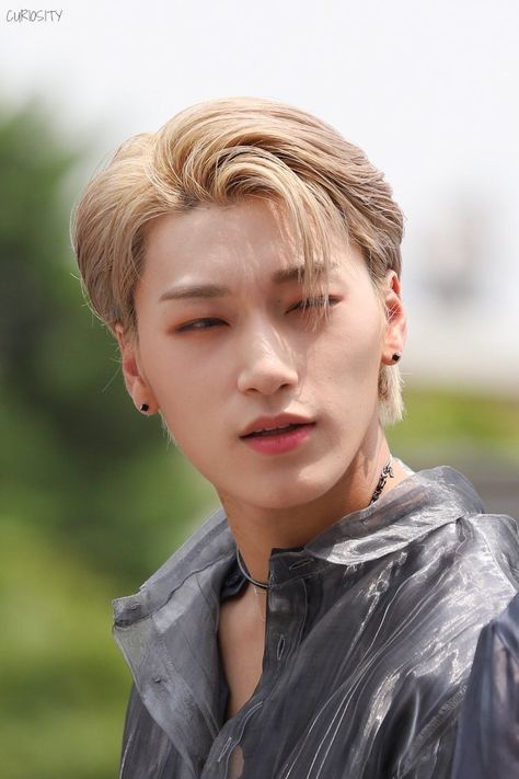 WARNINGThe following thread is extremely ILLEGALYou may receive a visit from the authorities after viewing this thread.You have been warned...