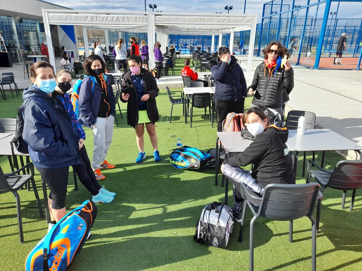 Factory Fit - Padel Life Style ganan 4 a 8 en las @SNPadel 
<a href="/FactoryFitES/">Factory Fit</a> <a href="/PadelLifeStyle/">Padel Life Style</a> <a href="/padelalberto/">PADEL PROFESIONAL</a> #padel #padelfemenino #padelifestyle #team