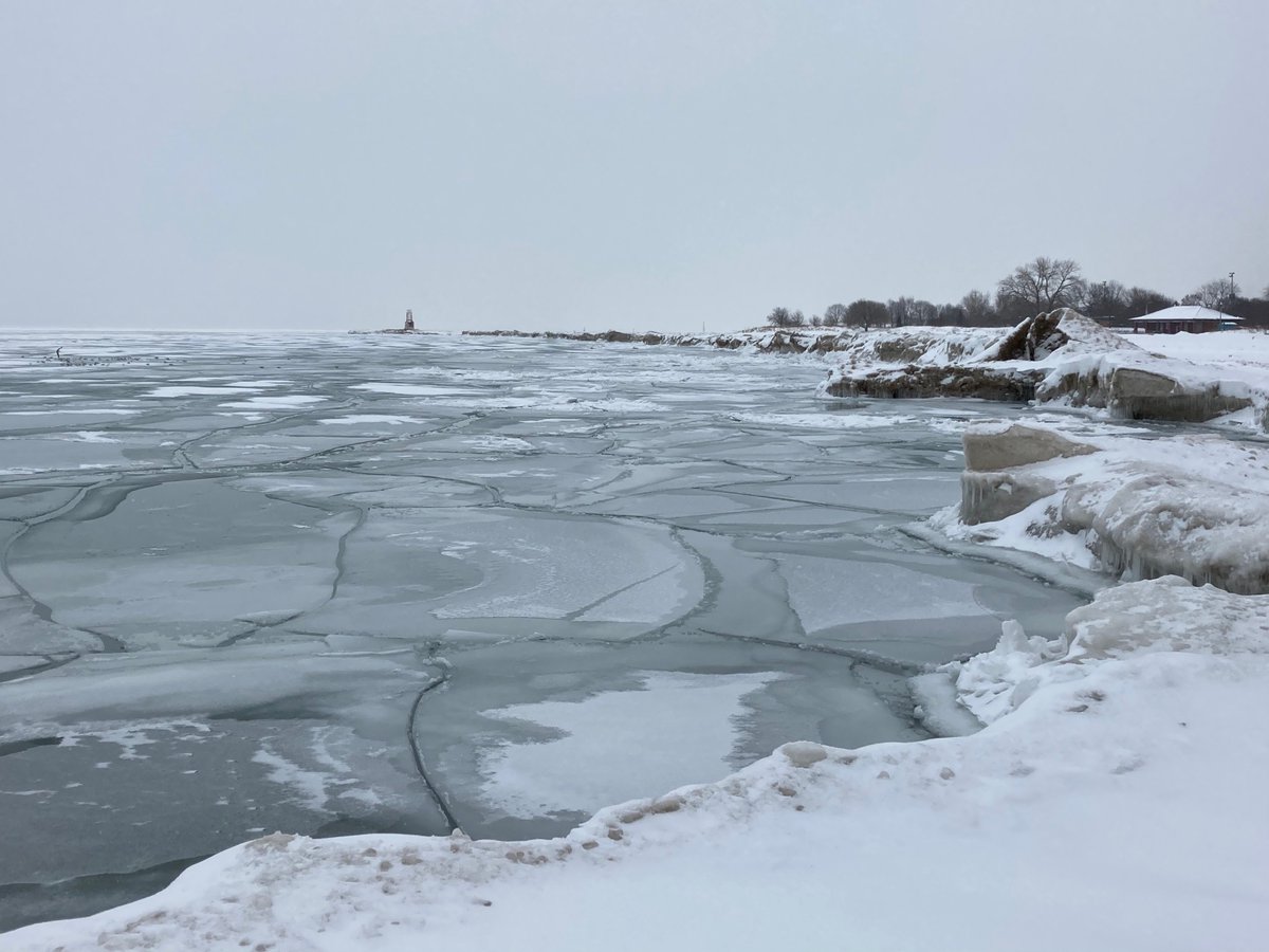Skiing conditions are excellent. 7°F cold isn’t too bad.