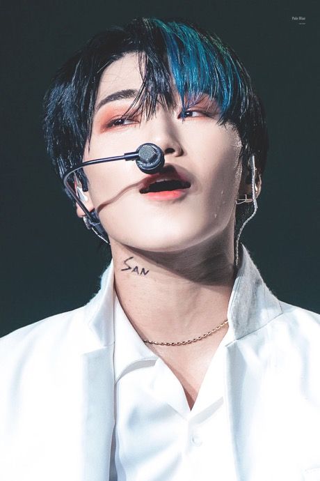 WARNINGThe following thread is extremely ILLEGALYou may receive a visit from the authorities after viewing this thread.You have been warned...