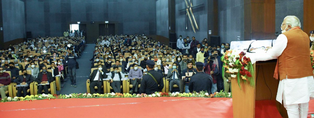 mlkhattar's tweet photo. मानेसर के उद्यमियों के हितों को ध्यान में रखते हुए खेड़कीदौला टोल प्लाजा को अगले 6 महीने के अंदर शिफ्ट कर दिया जाएगा।

गुरूग्राम के IMT मानेसर स्थित HSIIDC ऑडिटोरियम में आयोजित कार्यक्रम में शामिल हुआ। https://t.co/uwuFg9Iya8