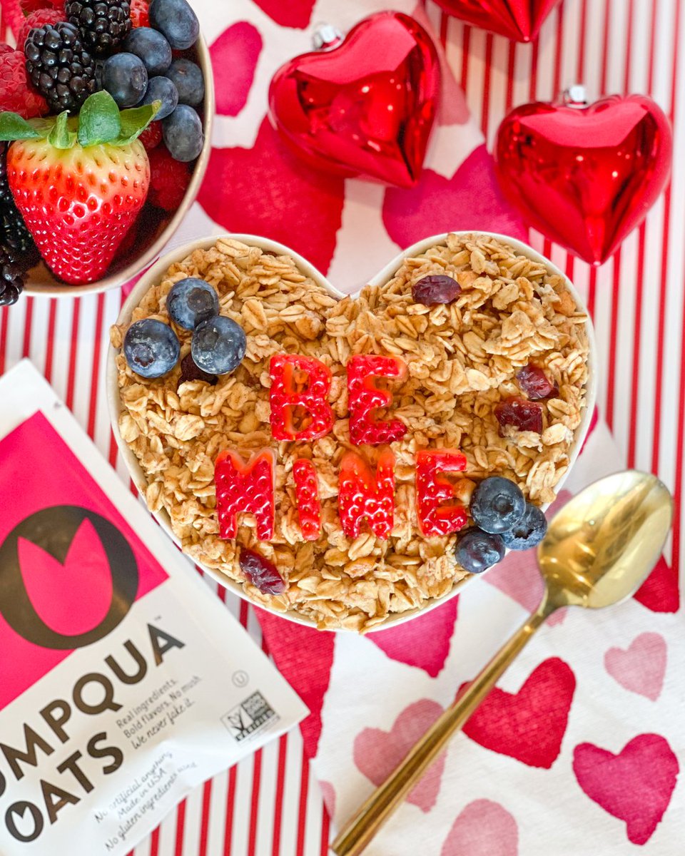The only ”mush” allowed on our feed. Happy Valentine’s Weekend! Love, The NO MUSH Oatmeal Gals💁🏼‍♀️💁🏻‍♀️💕