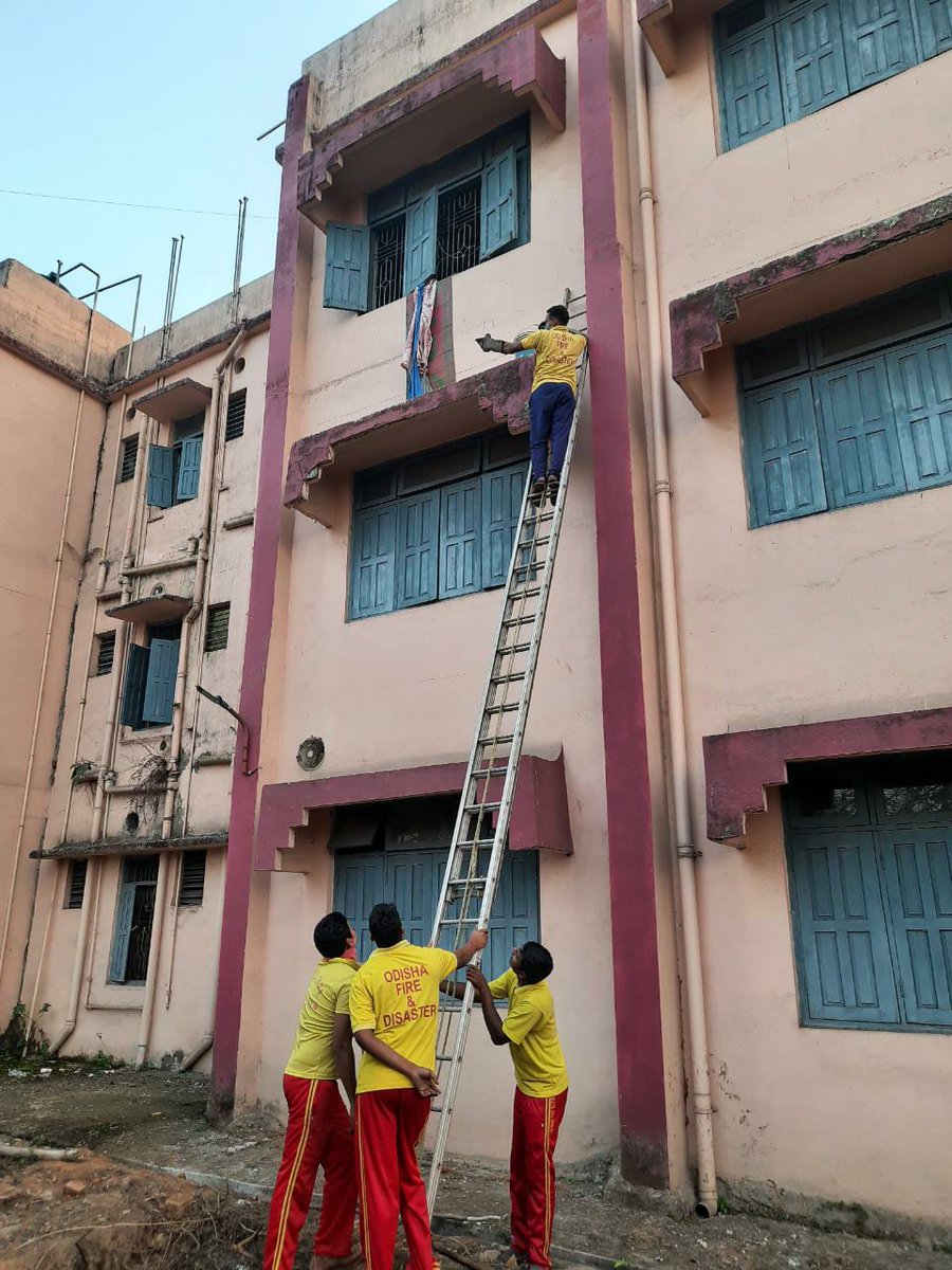 Maheswar Swain (@maheswar1962) on Twitter photo A kitten was struggling for days together in a parpet group in Rourkella women's college building. The Fire Service personnel of Rourkella FS rescued the helpless creature alive.salute for humane gesture <a href="/DGFS_HGs_CD/">DG Fire Services, Odisha</a>
<a href="/SRC_Odisha/">SRC, Govt of Odisha</a> <a href="/homeodisha/">Home Department, Govt. of Odisha</a> A kitten was struggling for days together in a parpet group in Rourkella women's college building. The Fire Service personnel of Rourkella FS rescued the helpless creature alive.salute for humane gesture <a href="/DGFS_HGs_CD/">DG Fire Services, Odisha</a>
<a href="/SRC_Odisha/">SRC, Govt of Odisha</a> <a href="/homeodisha/">Home Department, Govt. of Odisha</a>