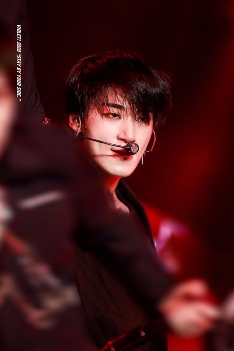 WARNINGThe following thread is extremely ILLEGALYou may receive a visit from the authorities after viewing this thread.You have been warned...