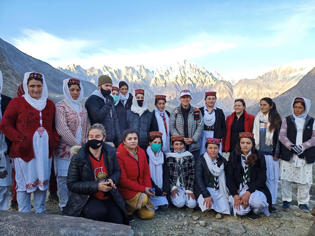 Kasmalo3's tweet photo. Her Excellency @gilmour_wendy, @j_leew, and @EmilieMilroy in discussion with girl guides and visiting women entrepreneurs during thier recent visit to Gulmit Hunza. Thank you all for the encouragement to these young girls. 
@HCCanPakistan https://t.co/xGhl8BLux9