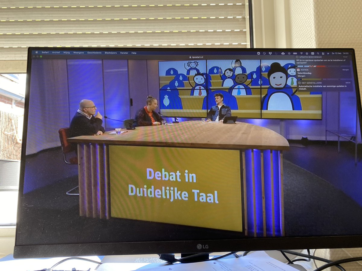 Vanmiddag meegedaan met het #debat_in_duidelijke_taal  een aantal politieke partijen en medewerkers van de #LFB  deden mee. Het was een goed debat. Trots op <a href="/LFBNederland/">LFB</a> @Christenunie <a href="/VVDNederland/">VVD</a> <a href="/SGPnieuws/">SGP</a> <a href="/D66/">D66</a> <a href="/groenlinks/">GroenLinks</a> <a href="/PartijvdDieren/">Partij voor de Dieren</a> <a href="/cdavandaag/">CDA</a> <a href="/DenkNederland/">DenkNederland</a> <a href="/SPnl/">SP</a>