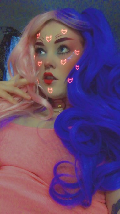 1 pic. Living my #bimbo fantasy today! 💖 #HappyValentinesDay2021
https://t.co/Ax8IFQmHlf 
#smallstreamer